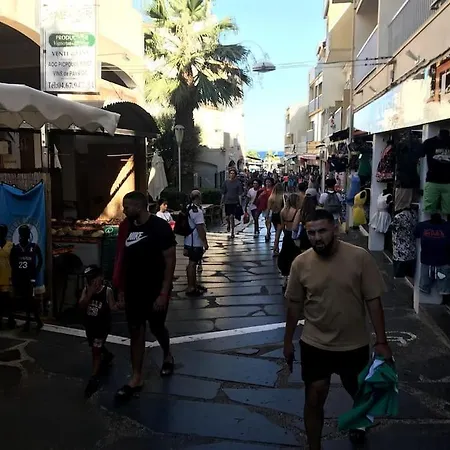 Appartement Avec Piscine. *
